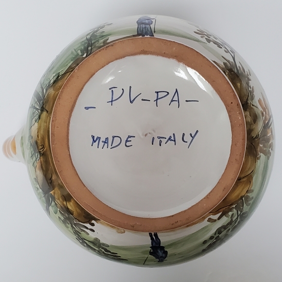 Italian Pottery Pitcher Handpainted Signed Made in Italy - Picture 7 of 10